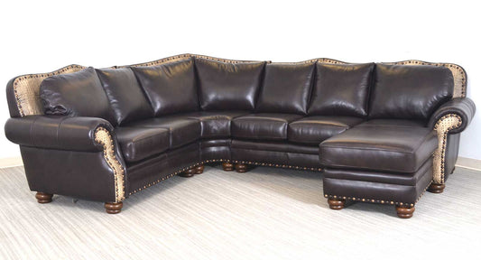 RUSTIC ELEGANCE IN LEATHER FURNITURE